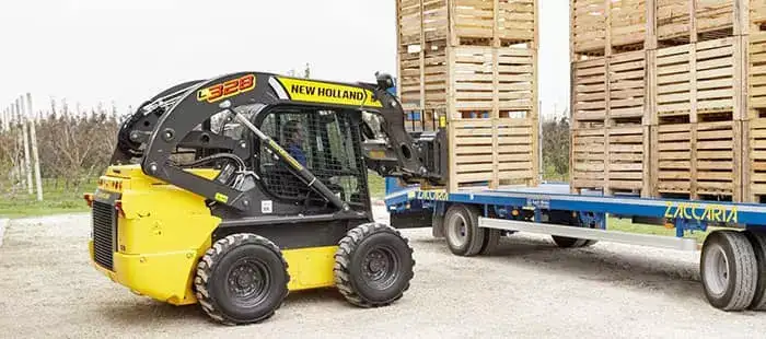 the-range-300-series-skid-steer-01b